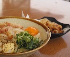 釜玉うどんのセット