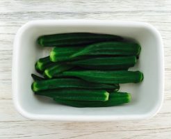 茹でたオクラ